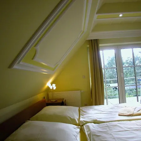 Reet-eckhaus-17f-moosbeere Feriehus